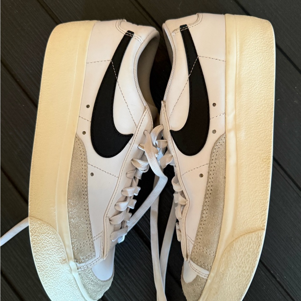Nike Women’s Blazer White and Black Sneakers